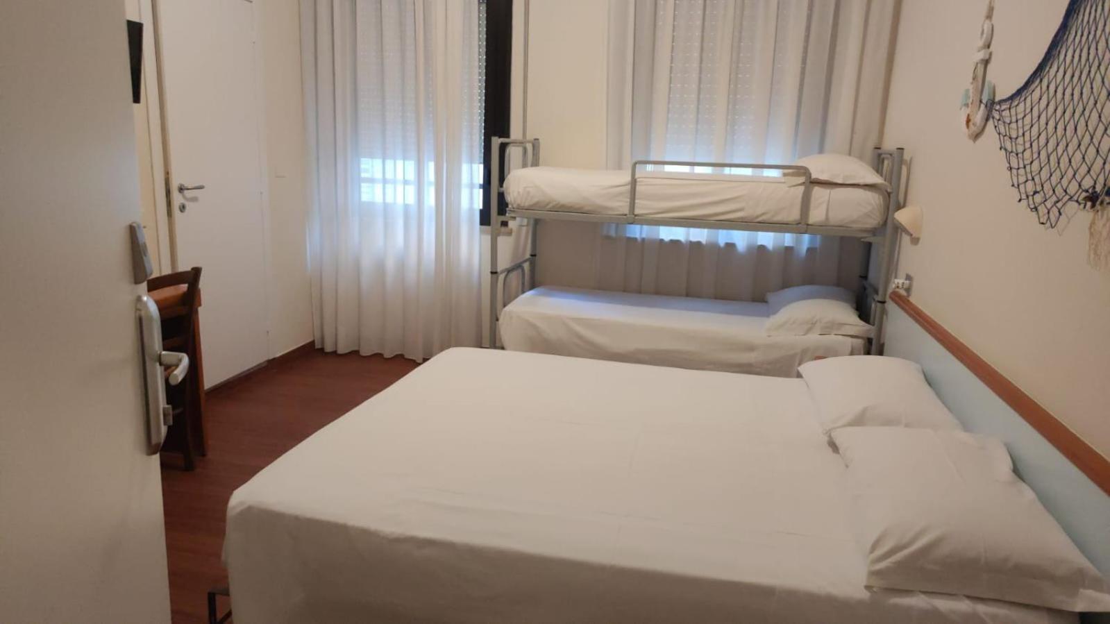 Hotel Maracaibo Rimini Exterior photo